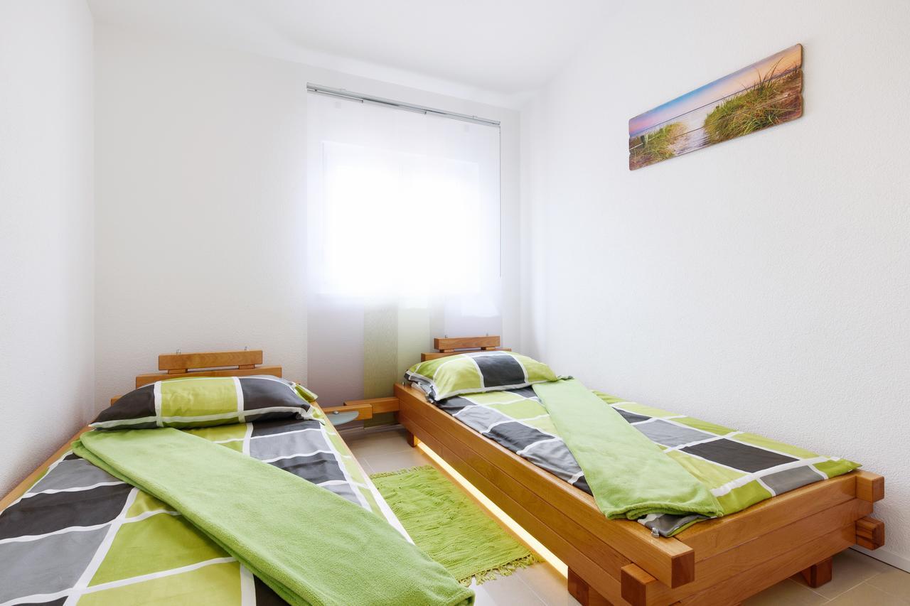 Studio Apartment Maslina Gornji Karin Εξωτερικό φωτογραφία
