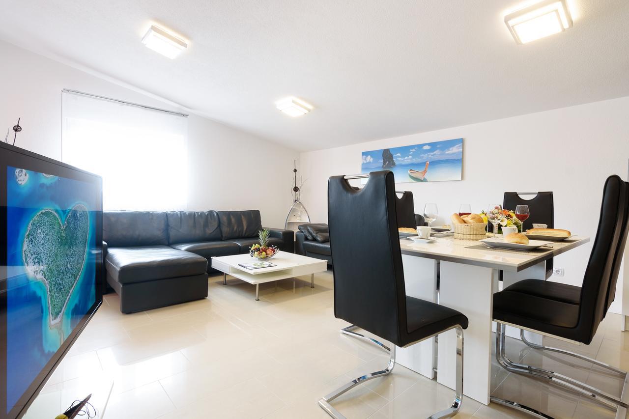 Studio Apartment Maslina Gornji Karin Εξωτερικό φωτογραφία
