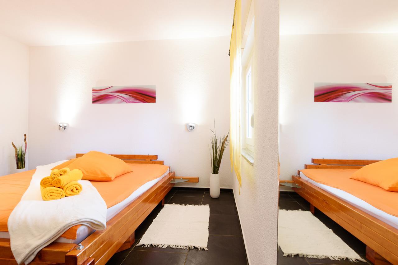 Studio Apartment Maslina Gornji Karin Εξωτερικό φωτογραφία